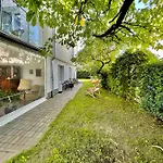 Privat bolig Pokoje I Apartamenty Ula Z Pieknym Ogrodem I Sniadaniami
