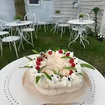Privat bolig Pokoje I Apartamenty Ula Z Pieknym Ogrodem I Sniadaniami