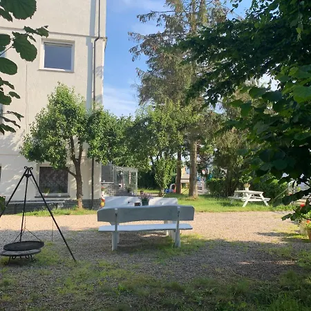 Ubytování v soukromí I Ula Z Pieknym Ogrodem I Sniadaniami Ustronie Morskie