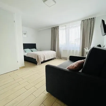 I Ula Z Pieknym Ogrodem I Sniadaniami Ubytování v soukromí