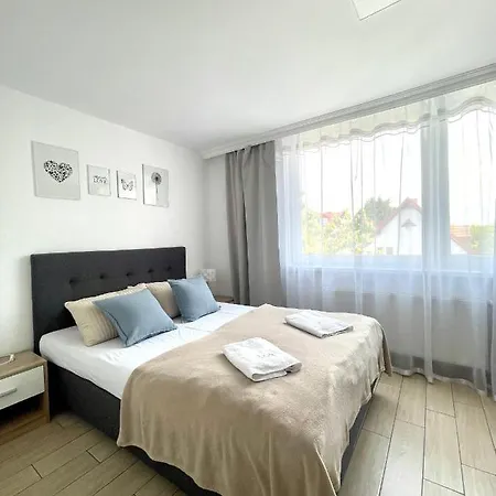 Goscinne I Ula 尤斯托尼莫斯基