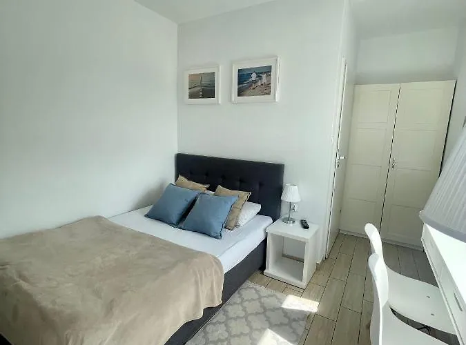 Goscinne I Ula בית אירוח אוסטרוני מורסקי