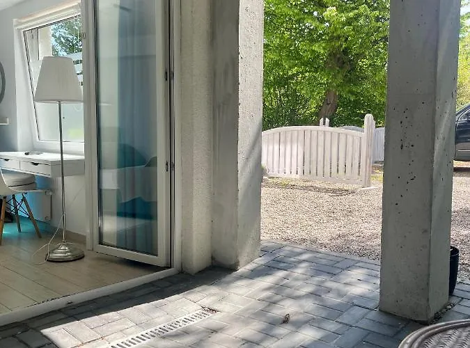 Goscinne I Ula אוסטרוני מורסקי