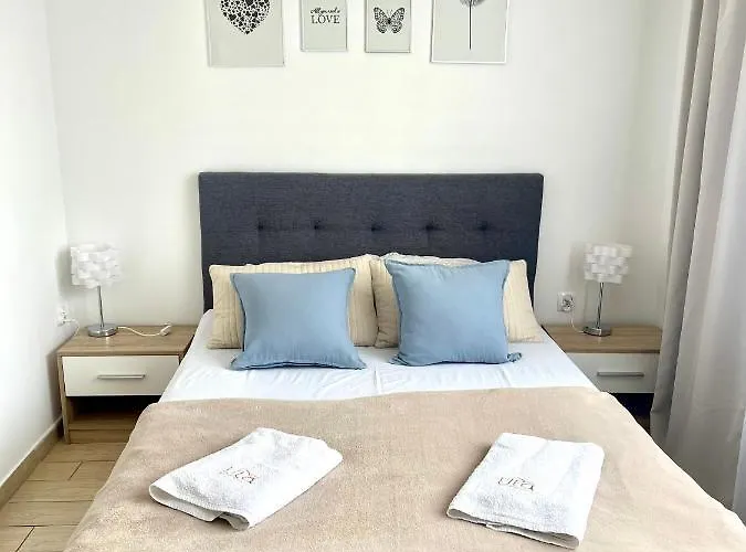 Goscinne I Ula * אוסטרוני מורסקי